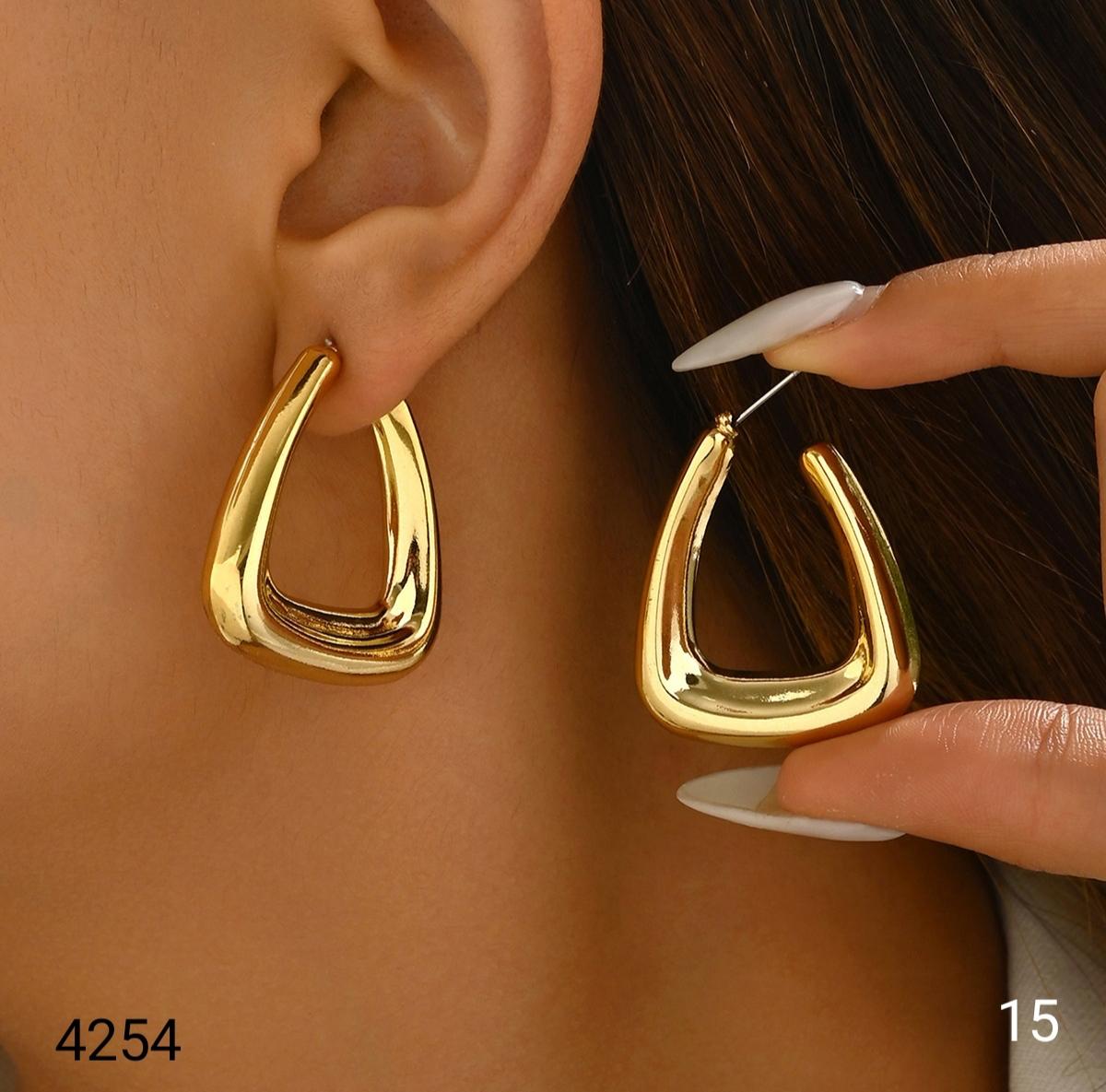 Earring Design 15