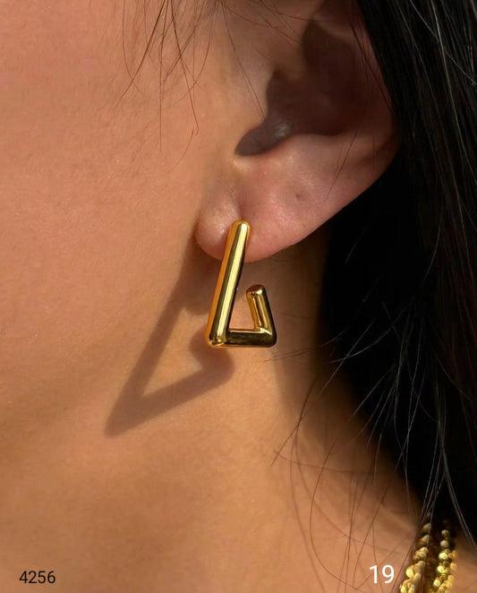 Earring Design 16